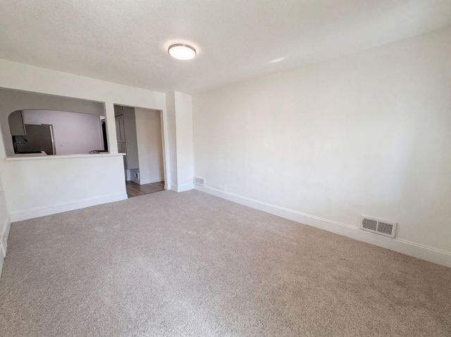 2715 Irving Avenue N, Minneapolis, MN 55411