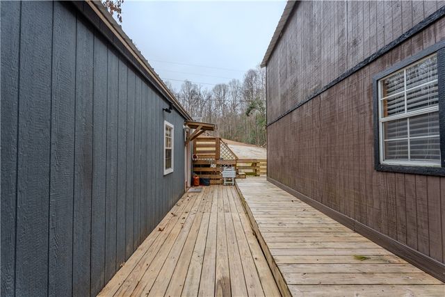 370 N Port Bass Drive, Fair Play, SC 29643