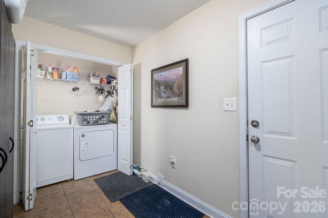 104 Lakewood Drive, Kings Mountain, NC 28086