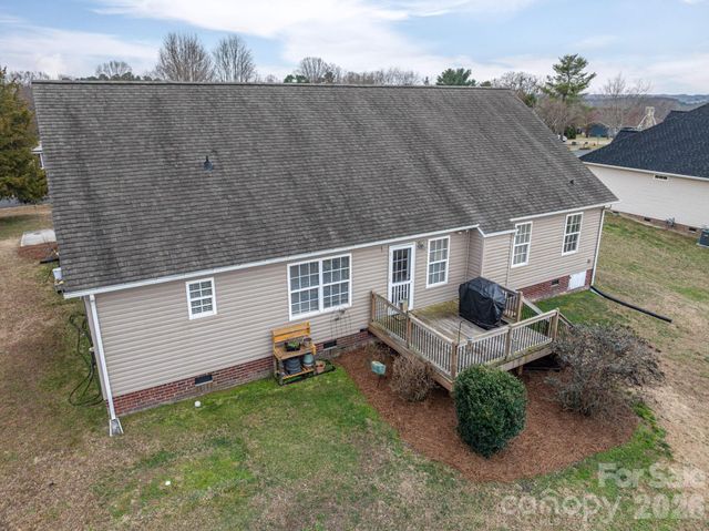 104 Lakewood Drive, Kings Mountain, NC 28086
