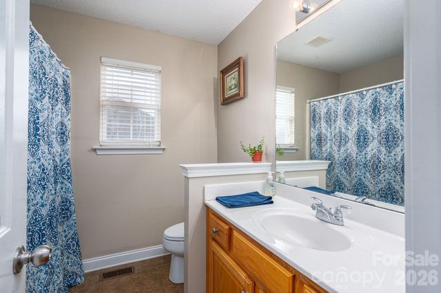 104 Lakewood Drive, Kings Mountain, NC 28086