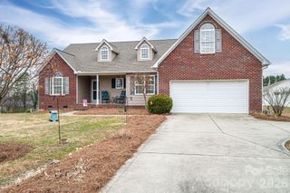 104 Lakewood Drive, Kings Mountain, NC 28086