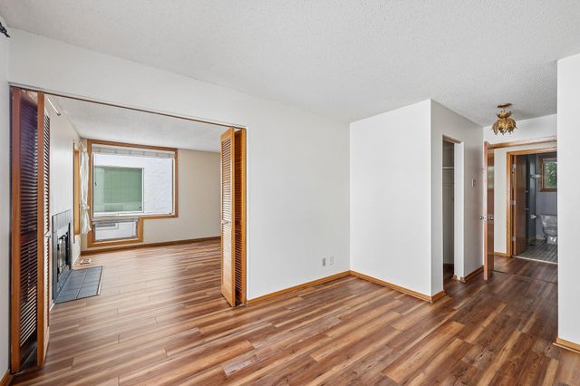 3058 Lake Shore Drive A, Minneapolis, MN 55416