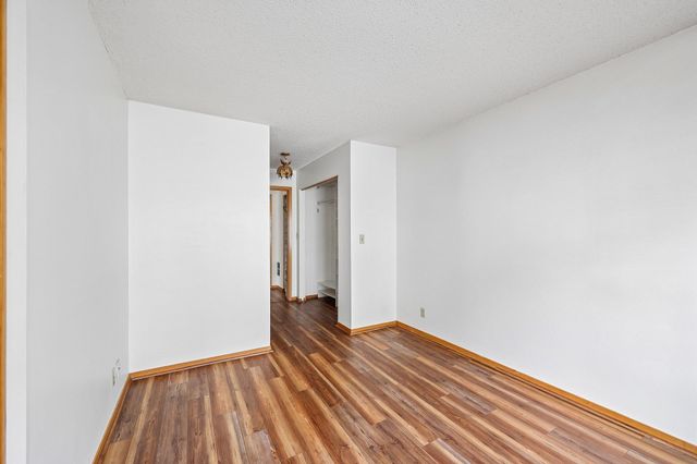 3058 Lake Shore Drive A, Minneapolis, MN 55416