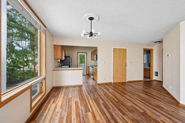 3058 Lake Shore Drive A, Minneapolis, MN 55416