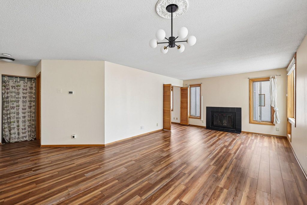 3058 Lake Shore Drive A, Minneapolis, MN 55416 — photo 4