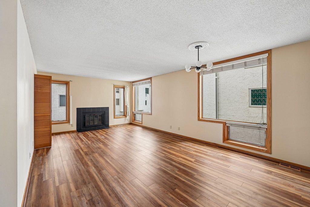 3058 Lake Shore Drive A, Minneapolis, MN 55416 — photo 5