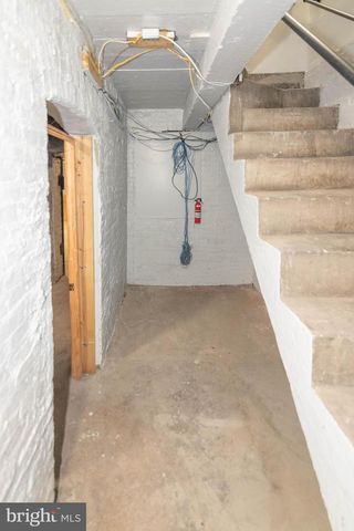 2445 LAKEVIEW AVE, Baltimore, MD 21217