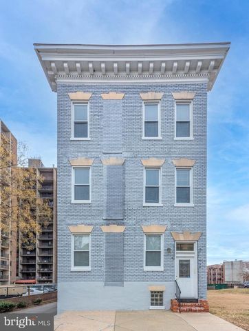 2445 LAKEVIEW AVE, Baltimore, MD 21217