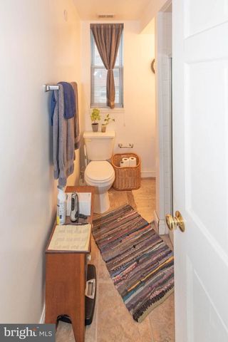 2445 LAKEVIEW AVE, Baltimore, MD 21217