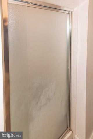 2445 LAKEVIEW AVE, Baltimore, MD 21217