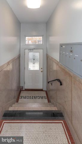 2445 LAKEVIEW AVE, Baltimore, MD 21217