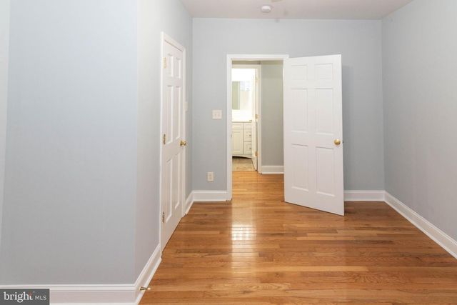 2445 LAKEVIEW AVE, Baltimore, MD 21217