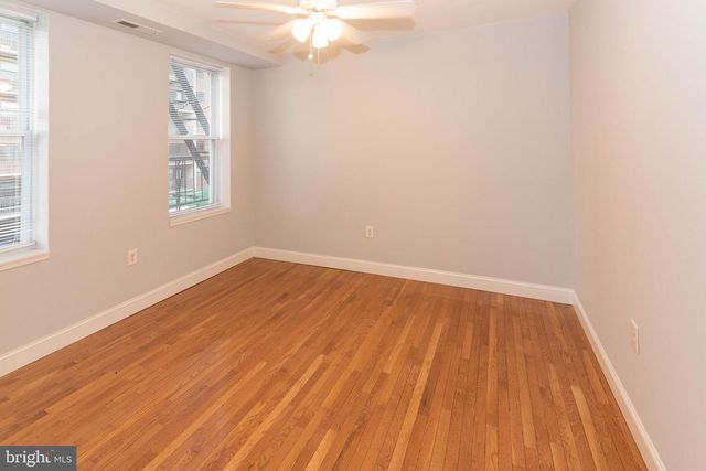 2445 LAKEVIEW AVE, Baltimore, MD 21217