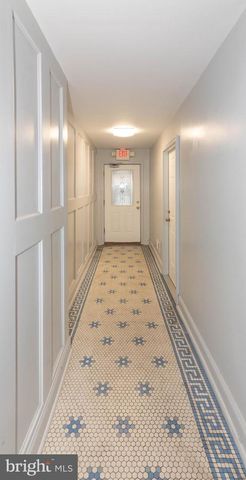 2445 LAKEVIEW AVE, Baltimore, MD 21217