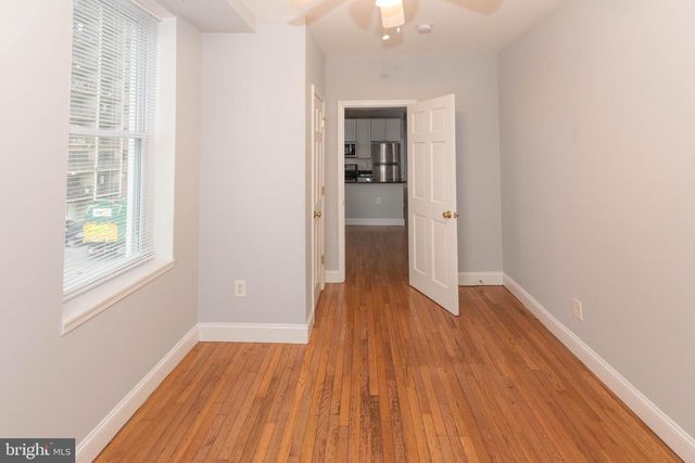 2445 LAKEVIEW AVE, Baltimore, MD 21217