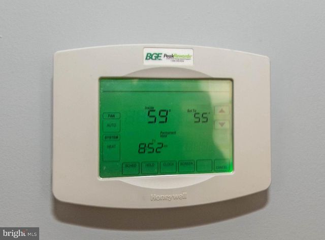 2445 LAKEVIEW AVE, Baltimore, MD 21217