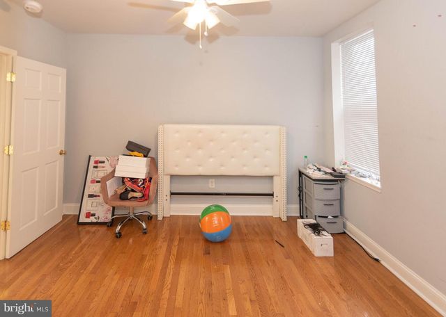 2445 LAKEVIEW AVE, Baltimore, MD 21217