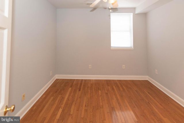 2445 LAKEVIEW AVE, Baltimore, MD 21217