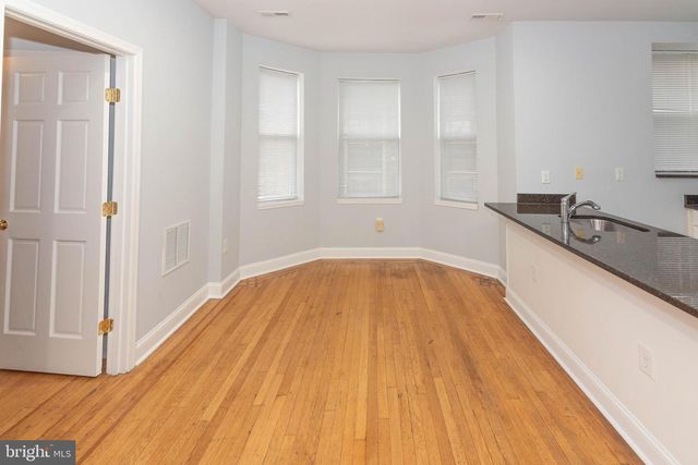 2445 LAKEVIEW AVE, Baltimore, MD 21217