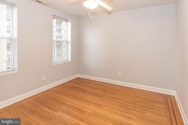 2445 LAKEVIEW AVE, Baltimore, MD 21217