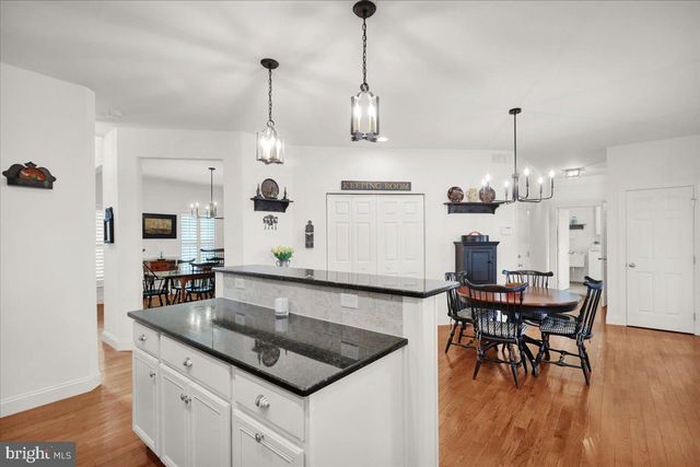 238 MERWOOD DR, Morgantown, PA 19543