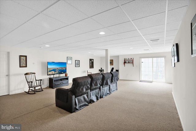 238 MERWOOD DR, Morgantown, PA 19543