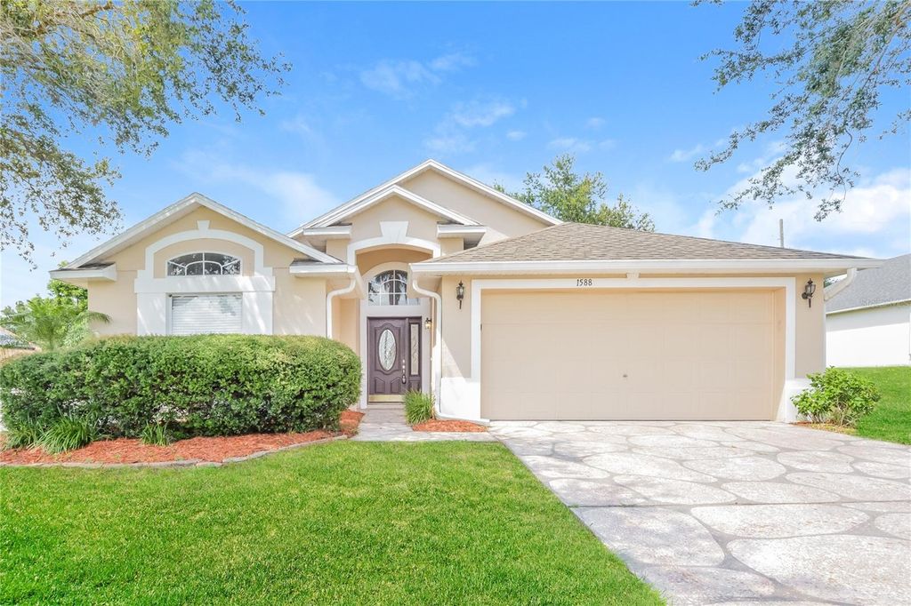 1588 SILHOUETTE DRIVE, Clermont, FL 34711