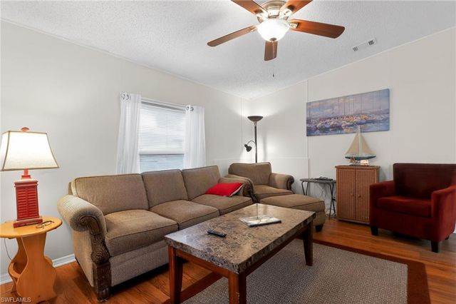 183 Oceans BLVD 183, Naples, FL 34104