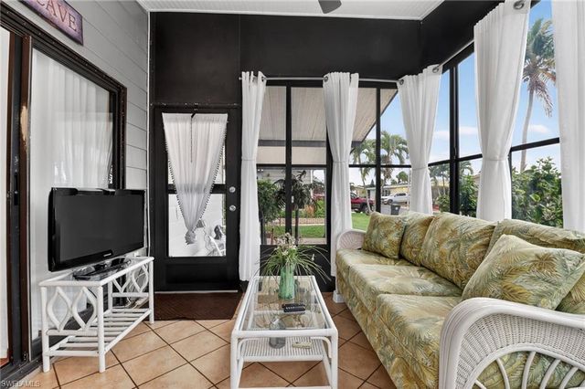 183 Oceans BLVD 183, Naples, FL 34104