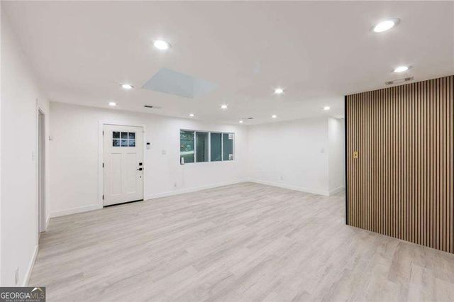 2715 Ellen Way, Decatur, GA 30032