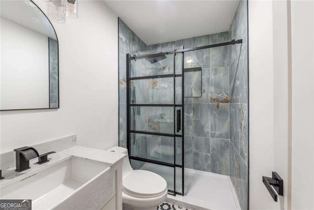 2715 Ellen Way, Decatur, GA 30032