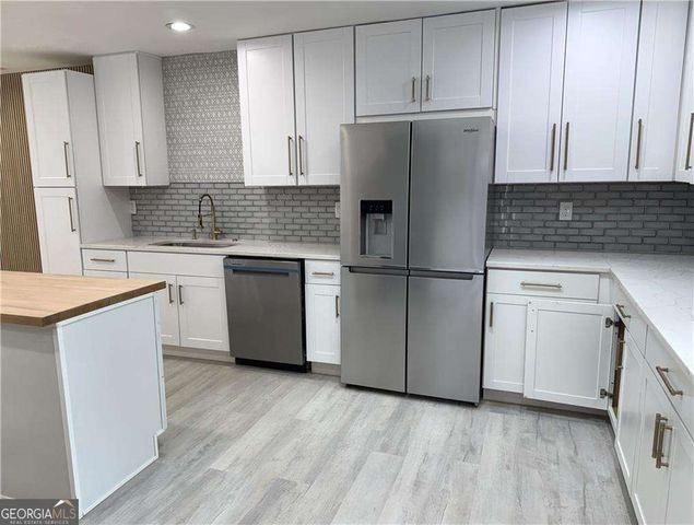 2715 Ellen Way, Decatur, GA 30032