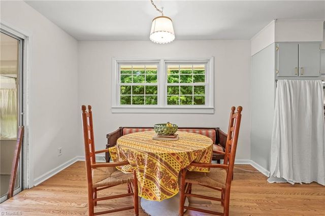 115 Flintfield Drive, Winston-salem, NC 27103