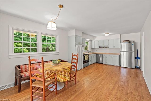 115 Flintfield Drive, Winston-salem, NC 27103