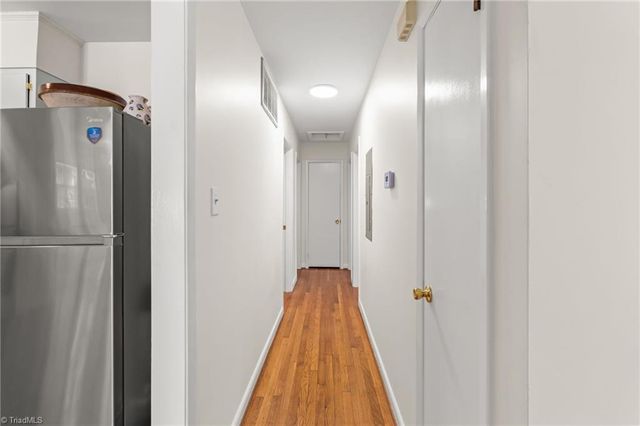 115 Flintfield Drive, Winston-salem, NC 27103