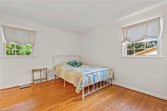 115 Flintfield Drive, Winston-salem, NC 27103