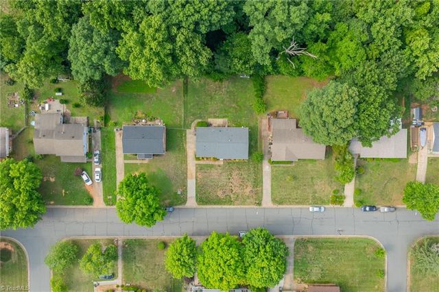 115 Flintfield Drive, Winston-salem, NC 27103