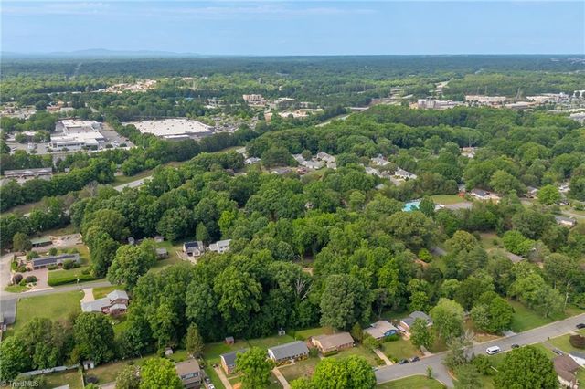 115 Flintfield Drive, Winston-salem, NC 27103