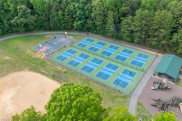 115 Flintfield Drive, Winston-salem, NC 27103