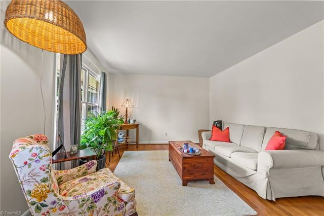 115 Flintfield Drive, Winston-salem, NC 27103