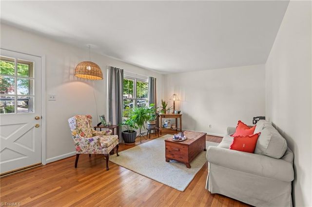 115 Flintfield Drive, Winston-salem, NC 27103