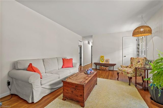 115 Flintfield Drive, Winston-salem, NC 27103