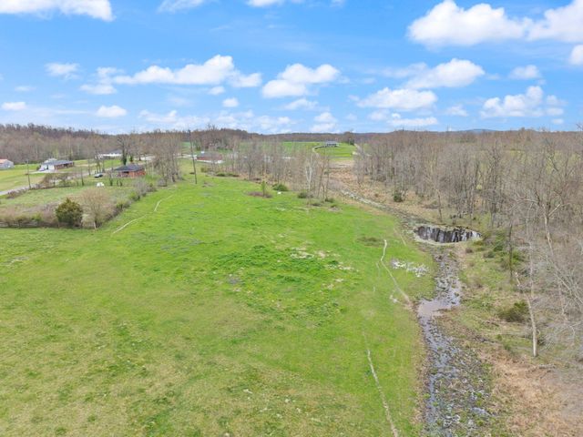 2690 Pond School Road, Kings Mountain, KY 40442
