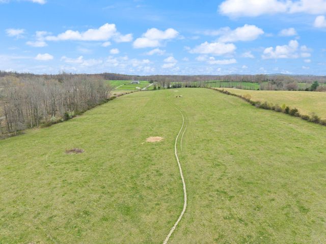 2690 Pond School Road, Kings Mountain, KY 40442