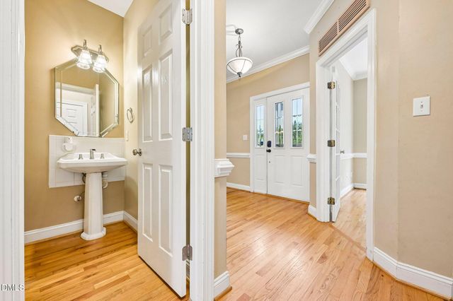 1606 Kelvington Place, Apex, NC 27502