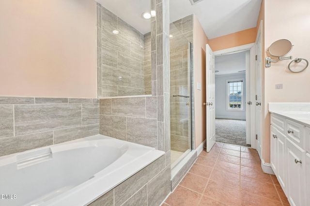 1606 Kelvington Place, Apex, NC 27502