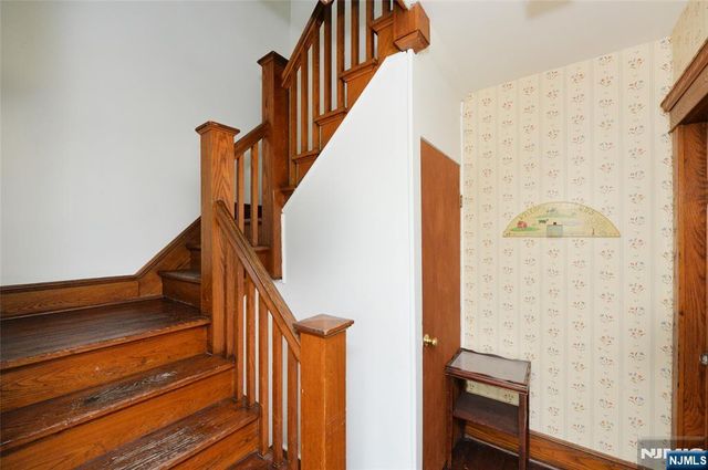 60 Rea Avenue, Hawthorne, NJ 07506