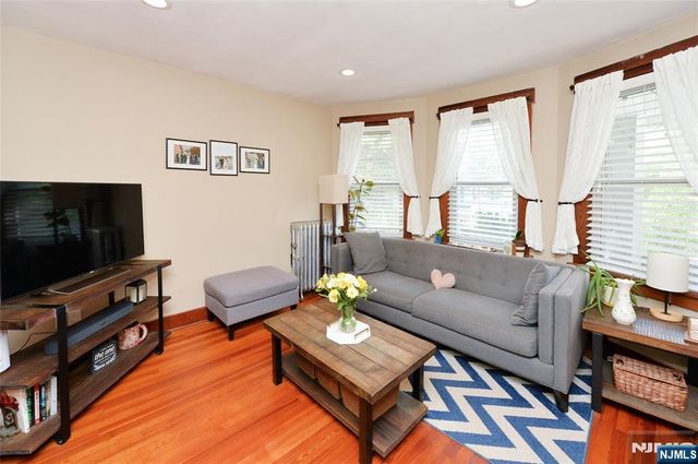 60 Rea Avenue, Hawthorne, NJ 07506