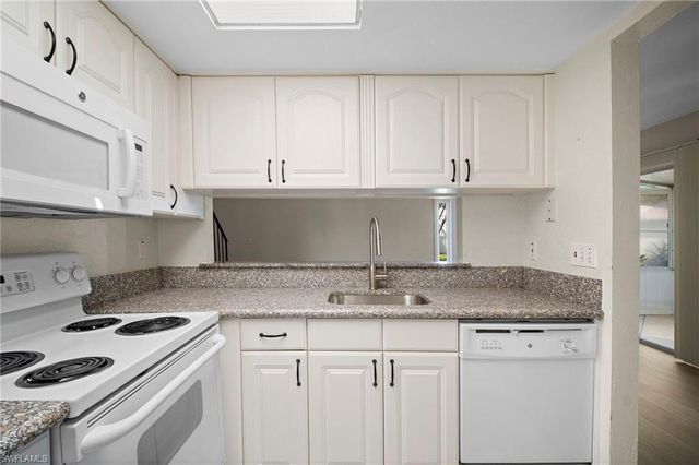 3291 prince edward island CIR # 2, Fort Myers, FL 33907
